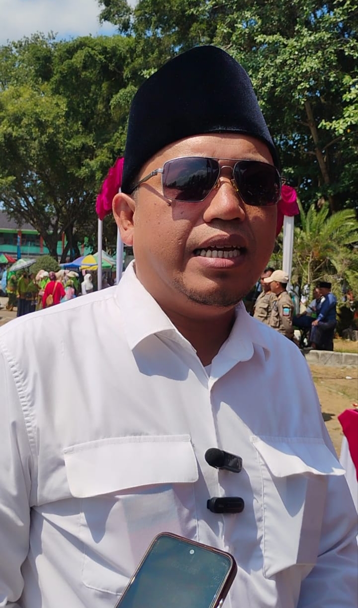Ketua Tanfidziyah Pengurus Cabang Nahdlatul Ulama (PCNU) Kabupaten Pangandaran, KH. Raden Hilal Faridz Turmudzi saat diwawancarai sejumlah wartawan. Foto : Agit/ Inakor